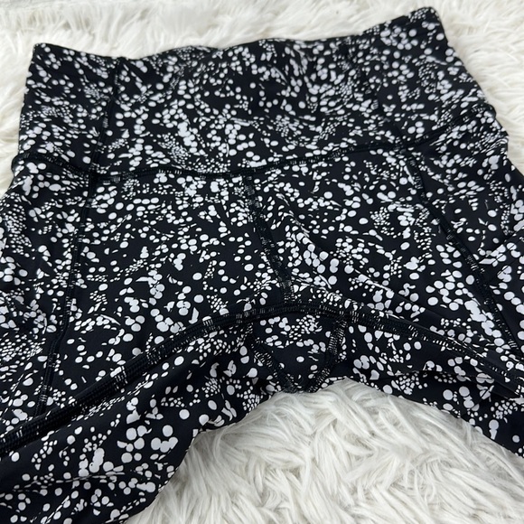 Lululemon Fast & Free Crop II *Nulux 19" Chirasu Black - Picture 3 of 7